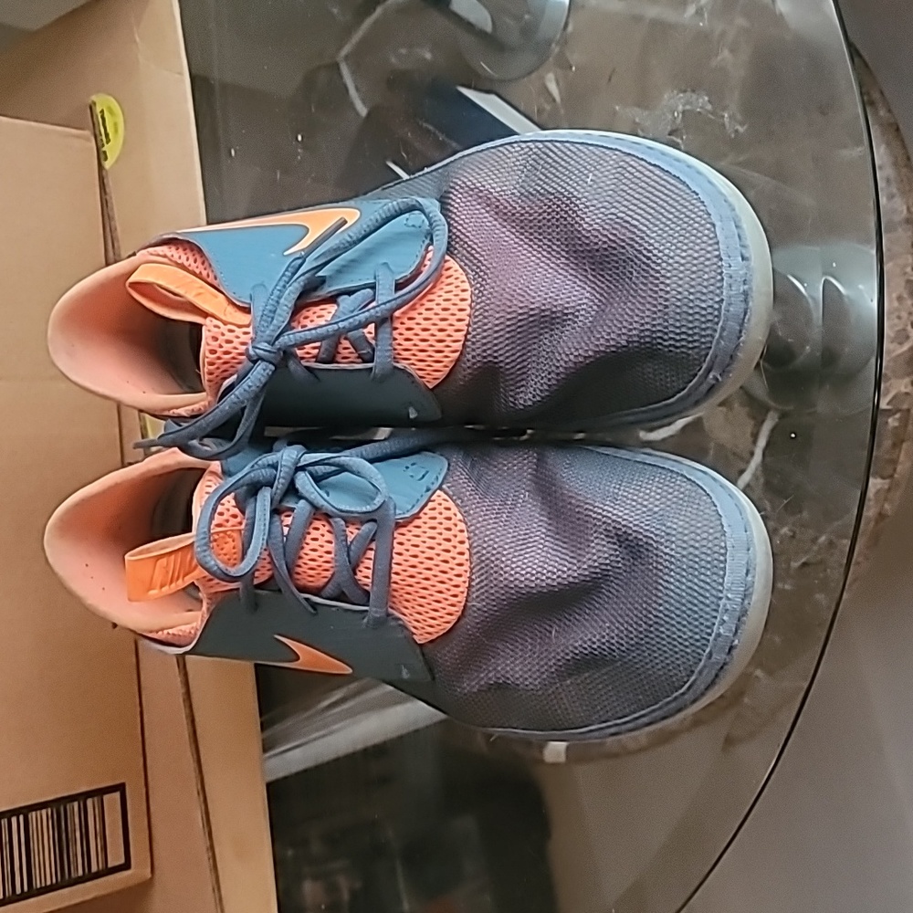 Nike Solar Soft